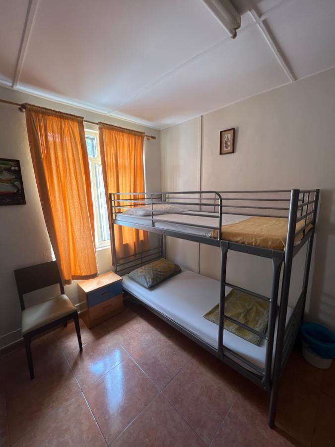 Emile Youth Hostel غيبرالتار المظهر الخارجي الصورة