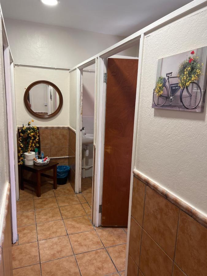 Emile Youth Hostel غيبرالتار المظهر الخارجي الصورة