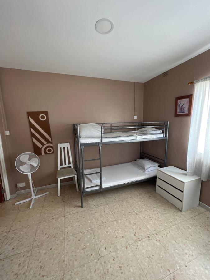 Emile Youth Hostel غيبرالتار المظهر الخارجي الصورة